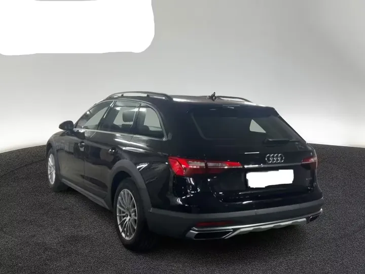 Audi A4 Allroad - foto 5